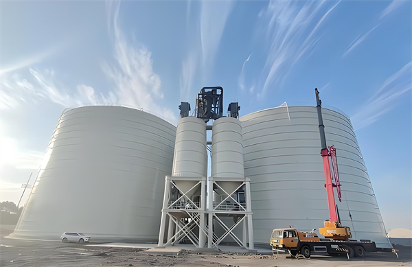 阿拉尔农场大型钢板库